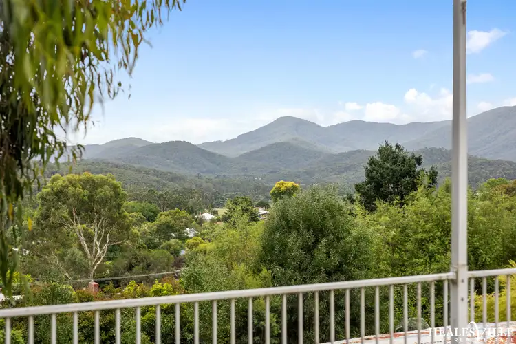 17 Newgrove Road, Healesville VIC 3777