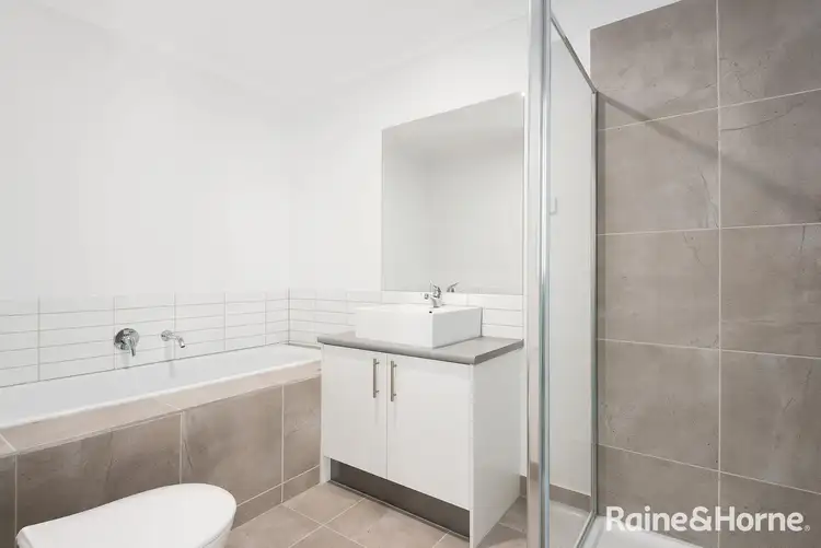 Fifth view of Homely house listing, 4 Ollie Place, Cranbourne East VIC 3977