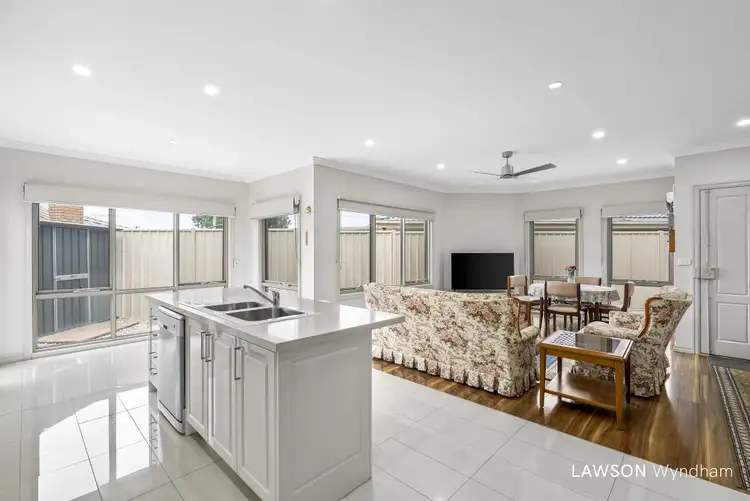 Fifth view of Homely house listing, 6 Regis Close, Werribee VIC 3030