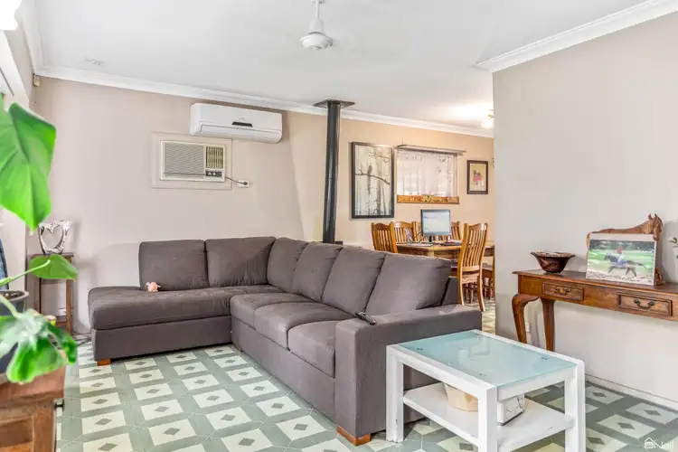 Sixth view of Homely house listing, 4 Megan Way, Camillo WA 6111