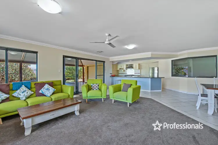Fifth view of Homely house listing, 5 Fuchsia Close, Strathalbyn WA 6530