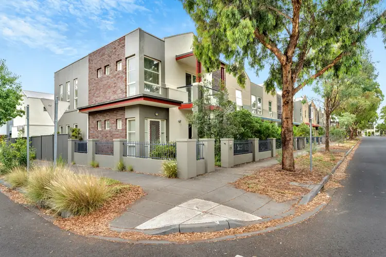 32 Lilardia Avenue, Maribyrnong VIC 3032