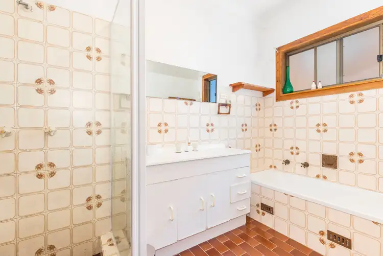 Fifth view of Homely house listing, 9 Fairy Avenue, Fairy Meadow NSW 2519