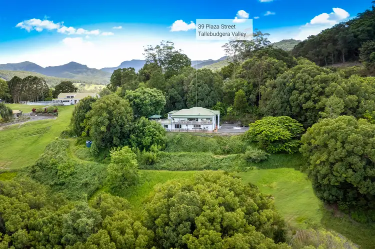 39 Plaza Street, Tallebudgera Valley QLD 4228