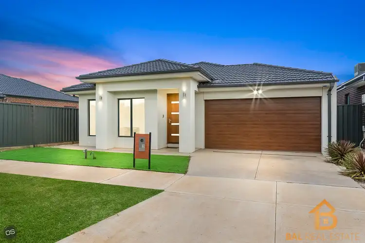 Second view of Homely house listing, 3 Headingley Grove, Strathtulloh VIC 3338