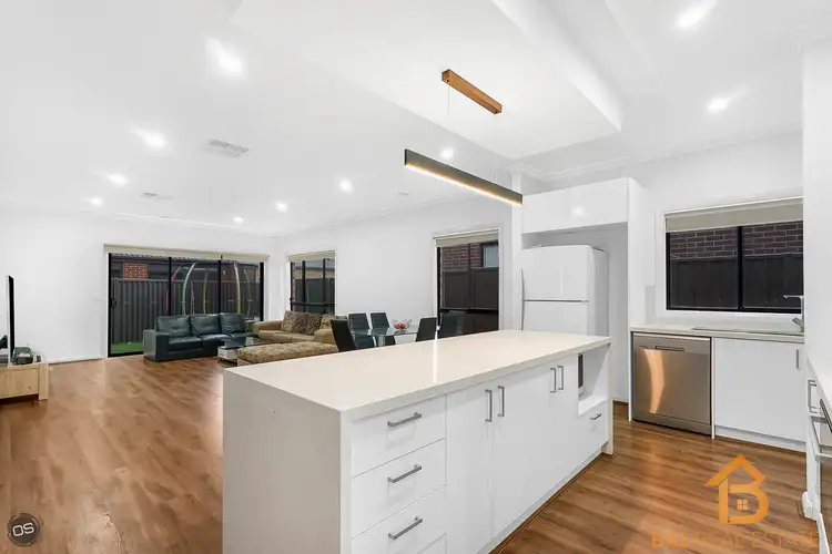 Sixth view of Homely house listing, 3 Headingley Grove, Strathtulloh VIC 3338