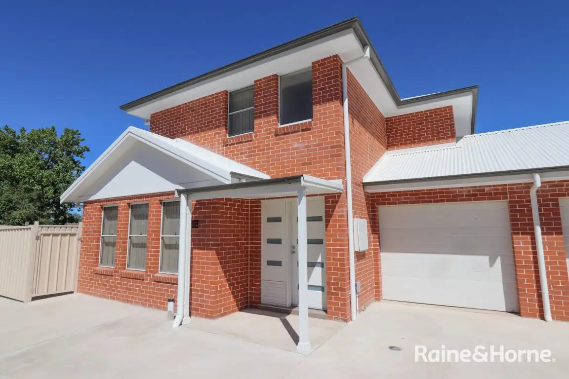 Main view of Homely townhouse listing, 178B Stewart Street, Bathurst NSW 2795