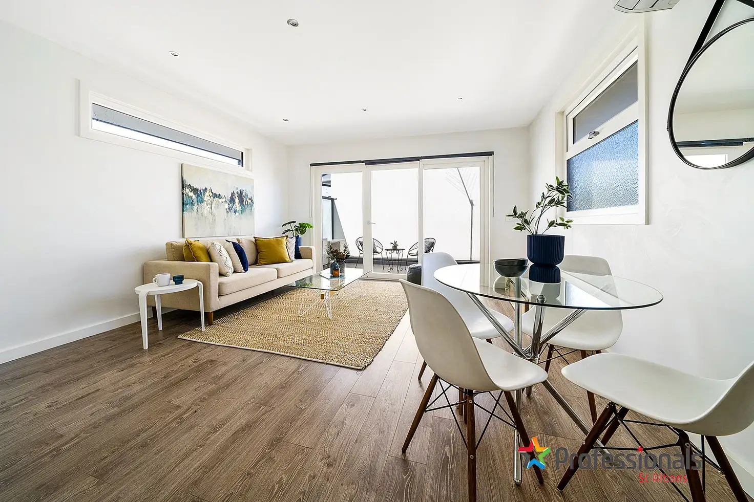Main view of Homely townhouse listing, 2/18 Parker Street, Pascoe Vale VIC 3044