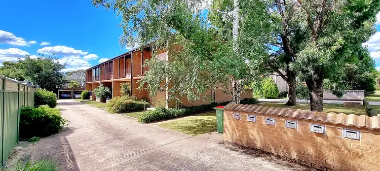 Main view of Homely townhouse listing, 2/6 Yarrow Street, Queanbeyan NSW 2620