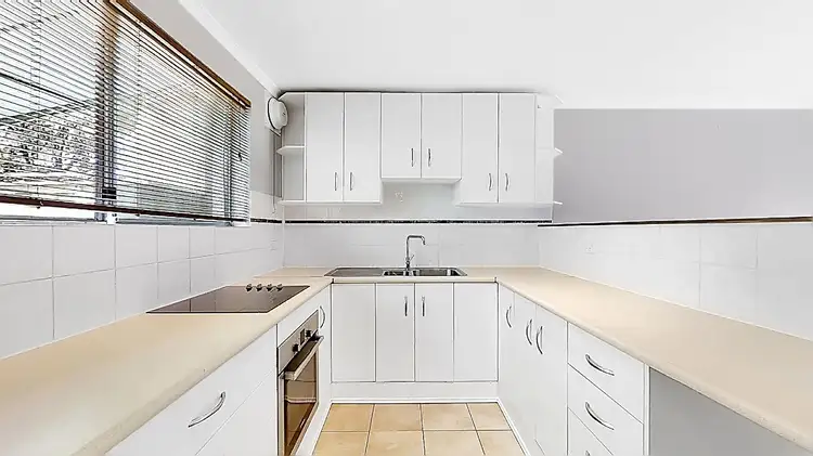 Second view of Homely townhouse listing, 2/6 Yarrow Street, Queanbeyan NSW 2620