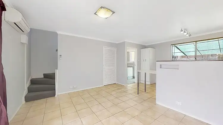 Fifth view of Homely townhouse listing, 2/6 Yarrow Street, Queanbeyan NSW 2620