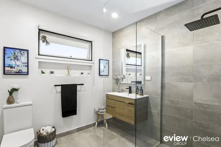Fifth view of Homely house listing, 1/305 Nepean Highway, Frankston VIC 3199