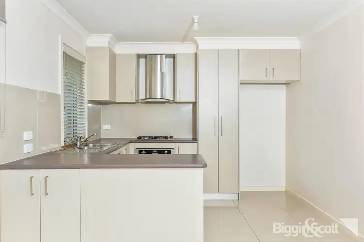 Fourth view of Homely townhouse listing, 8/139 Endeavour Drive, Cranbourne North VIC 3977