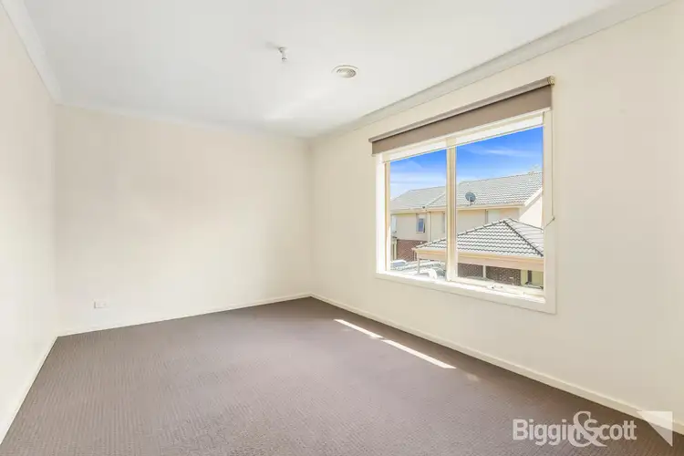 Sixth view of Homely townhouse listing, 8/139 Endeavour Drive, Cranbourne North VIC 3977