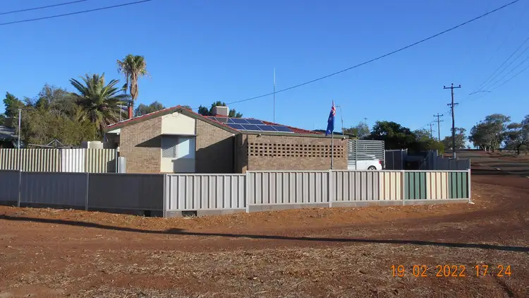 38 Birdwood Street, Mullewa WA 6630