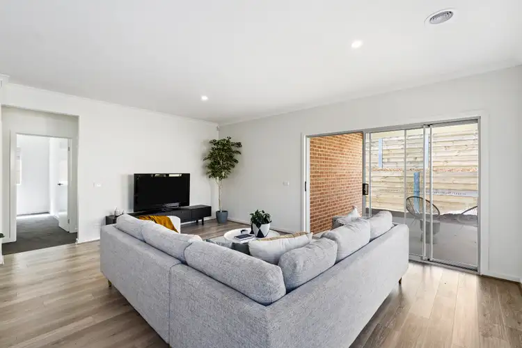 Fifth view of Homely house listing, 19 Fellview Crescent, Sunbury VIC 3429