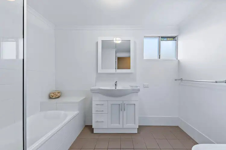 Fifth view of Homely apartment listing, 5/14 Waterson Way, Airlie Beach QLD 4802