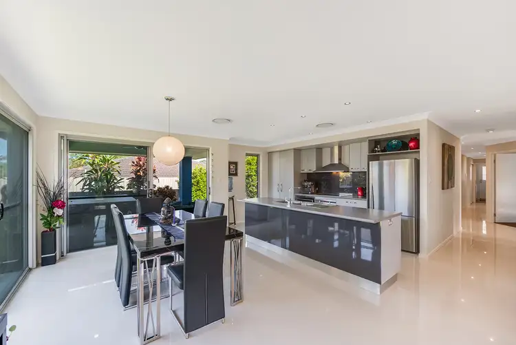 Third view of Homely house listing, 8 Tomaso Close, Doolandella QLD 4077