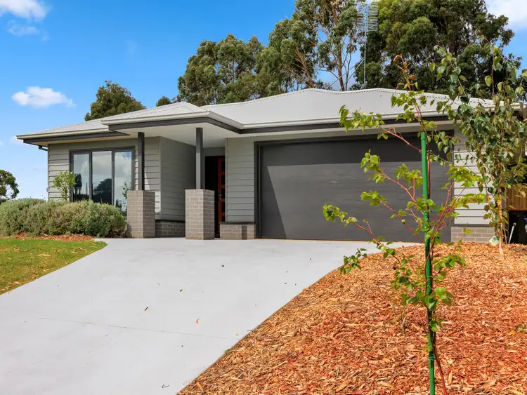 34 Royal Place, Leongatha VIC 3953
