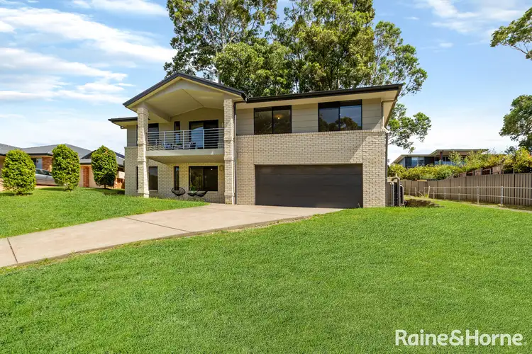 10 Weller Street, Fletcher NSW 2287