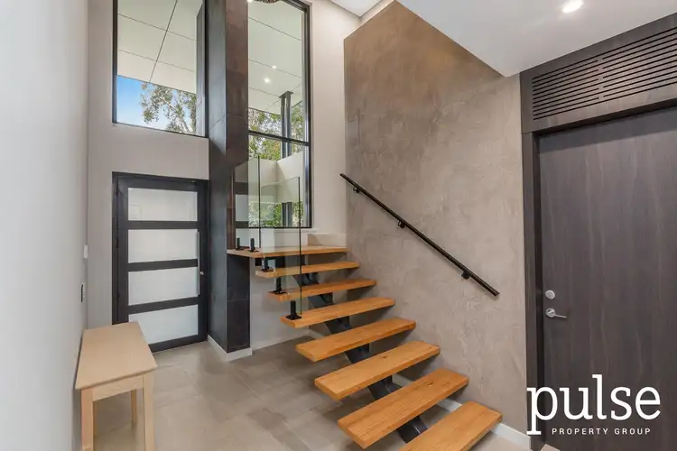 17B Nearwater Way, Shelley WA 6148