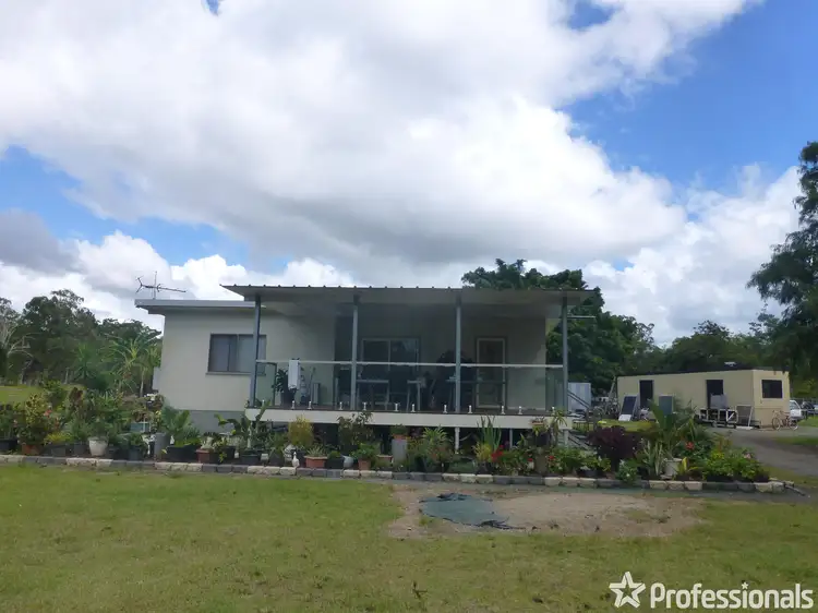 876 Beerburrum Road, Elimbah QLD 4516