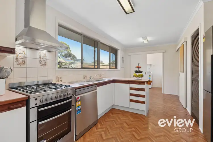 Seventh view of Homely house listing, 2 Milford Crescent, Frankston VIC 3199