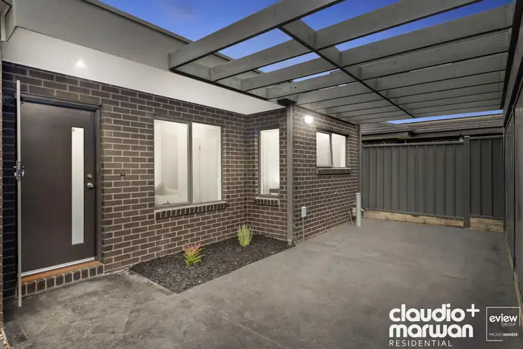 4/13 Curie Avenue, Oak Park VIC 3046