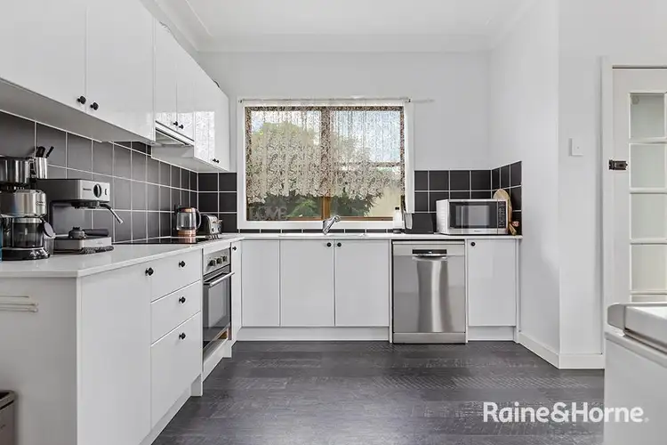 Fifth view of Homely house listing, 187 Anderson Drive, Beresfield NSW 2322