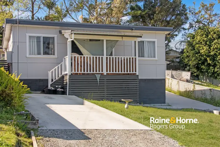 13 Hartog Avenue, Lake Munmorah NSW 2259