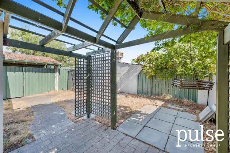 Third view of Homely house listing, 2/76-78 Barbican Street West, Shelley WA 6148