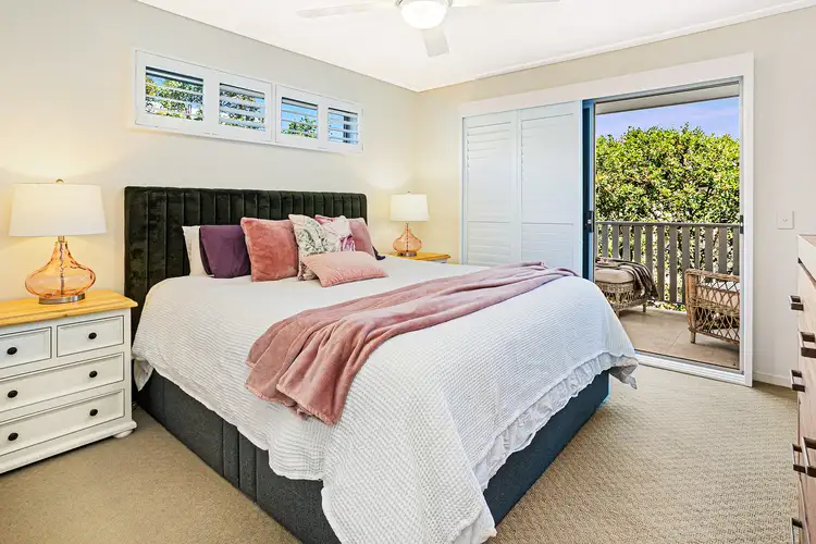 Fourth view of Homely unit listing, 2/168 Riding Road, Balmoral QLD 4171