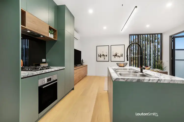 Fifth view of Homely townhouse listing, 2/286 Station Street, Fairfield VIC 3078