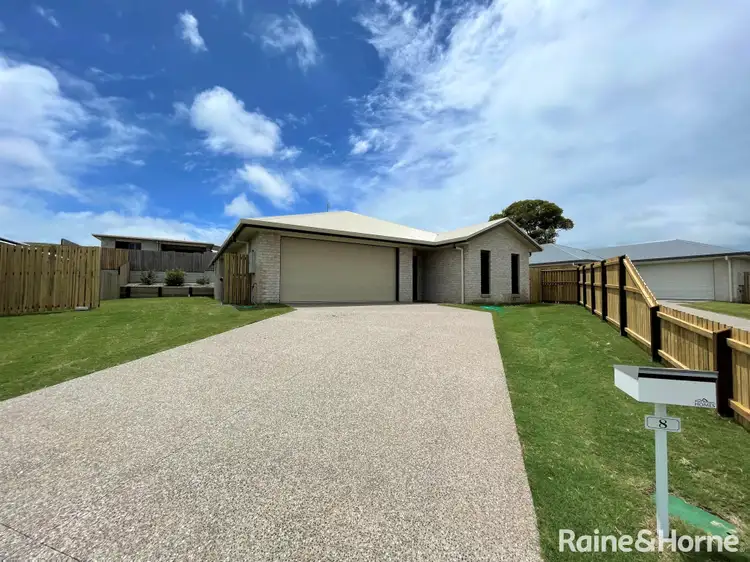 8 Banbury Court, Urraween QLD 4655