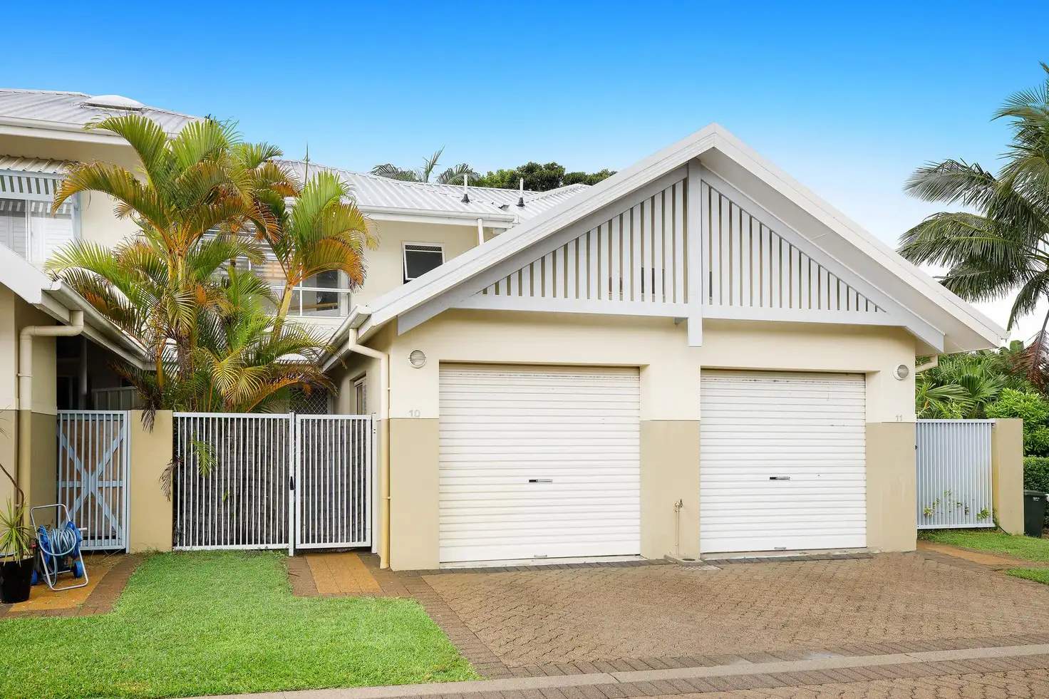Main view of Homely unit listing, 10/16 Crescent Avenue, Mermaid Beach QLD 4218