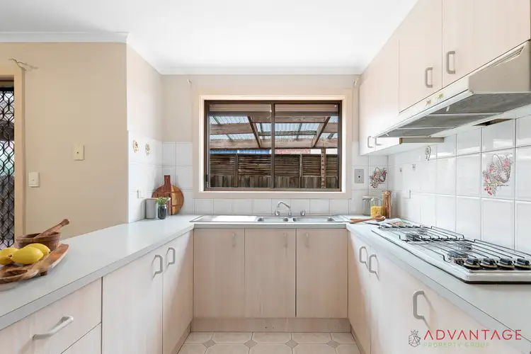 Seventh view of Homely house listing, 6 Bluestone Walk, Delahey VIC 3037