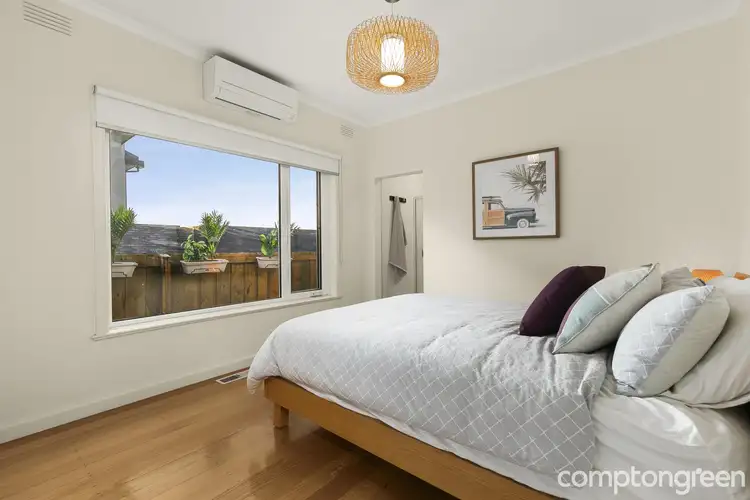 Fifth view of Homely house listing, 1/122 Essex Street, Pascoe Vale VIC 3044