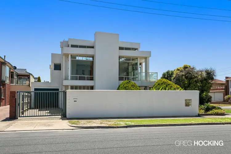 1/99 Esplanade, Altona VIC 3018
