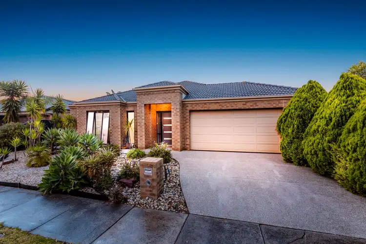 31 Eucumbene Drive, Berwick VIC 3806