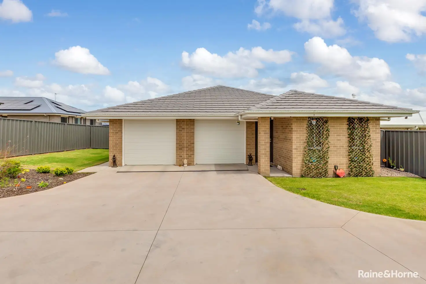 Main view of Homely house listing, 1 & 2/55 Mapplewell Circuit, Farley NSW 2320