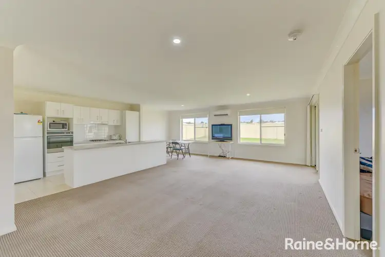 Fourth view of Homely house listing, 30 Flemming Crescent, Tamworth NSW 2340