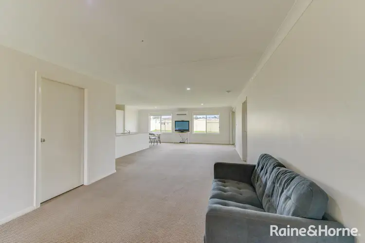 Fifth view of Homely house listing, 30 Flemming Crescent, Tamworth NSW 2340