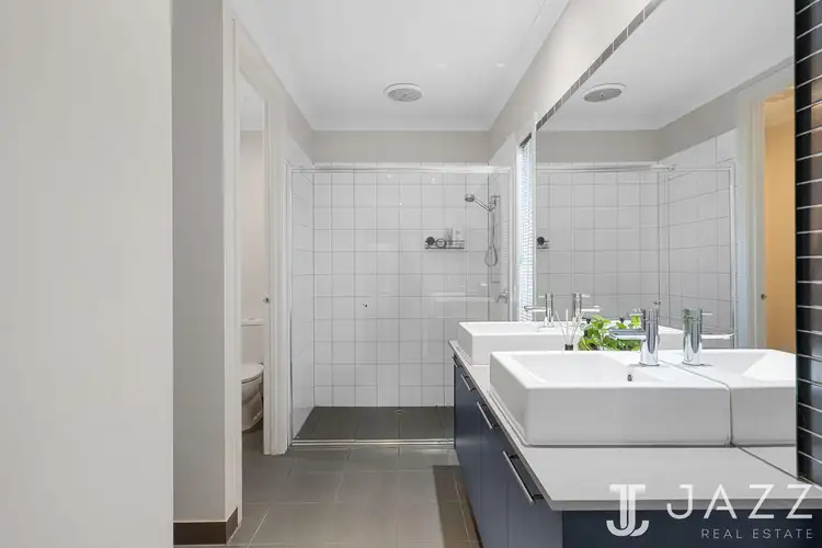 Fifth view of Homely house listing, 16 Viola Avenue, Point Cook VIC 3030