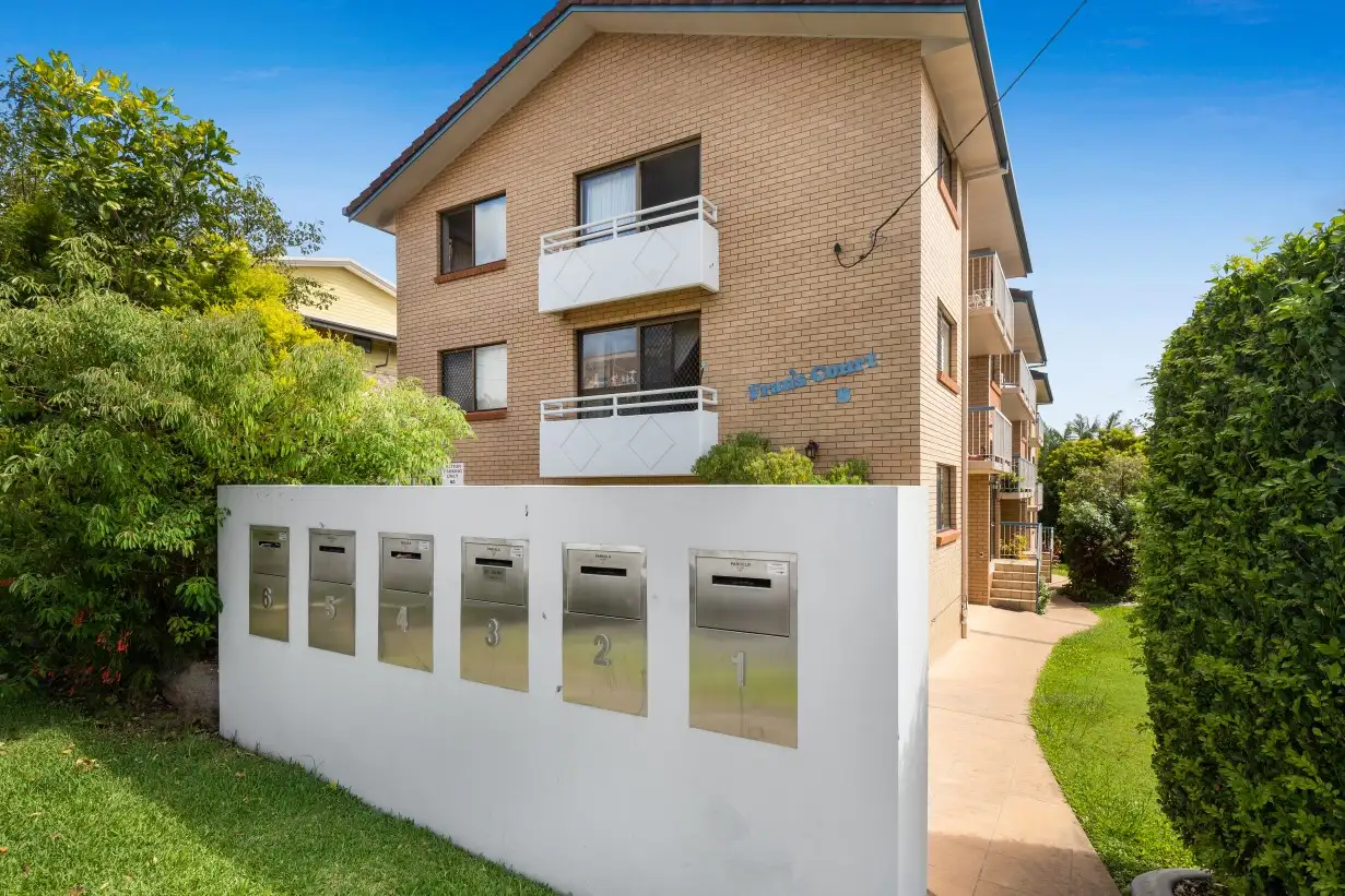 Main view of Homely unit listing, 1/8 Baragoola Street, Coorparoo QLD 4151