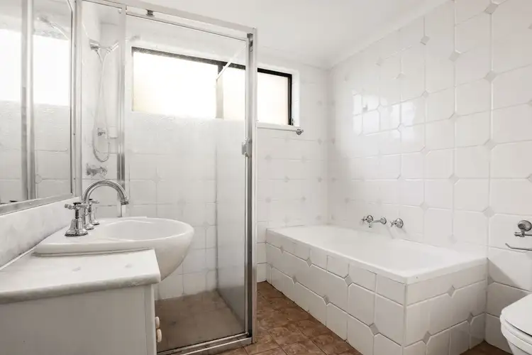 Sixth view of Homely apartment listing, 6/66 Beach Road, Bondi Beach NSW 2026