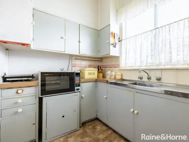 Sixth view of Homely house listing, 92 Bant Street, South Bathurst NSW 2795