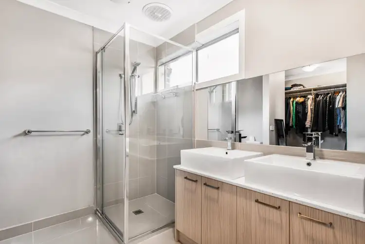 Seventh view of Homely house listing, 112 Manna Gum Drive, Pakenham VIC 3810