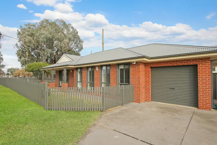 877 St James Crescent, North Albury NSW 2640