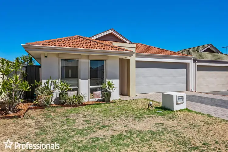1/5 Cabra Avenue, Seville Grove WA 6112