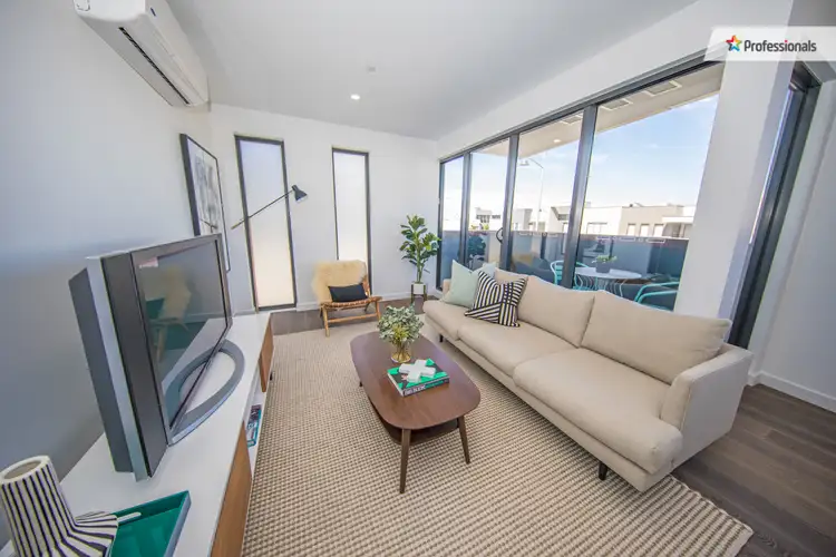 Second view of Homely unit listing, 101/184 The Esplanade, Caroline Springs VIC 3023